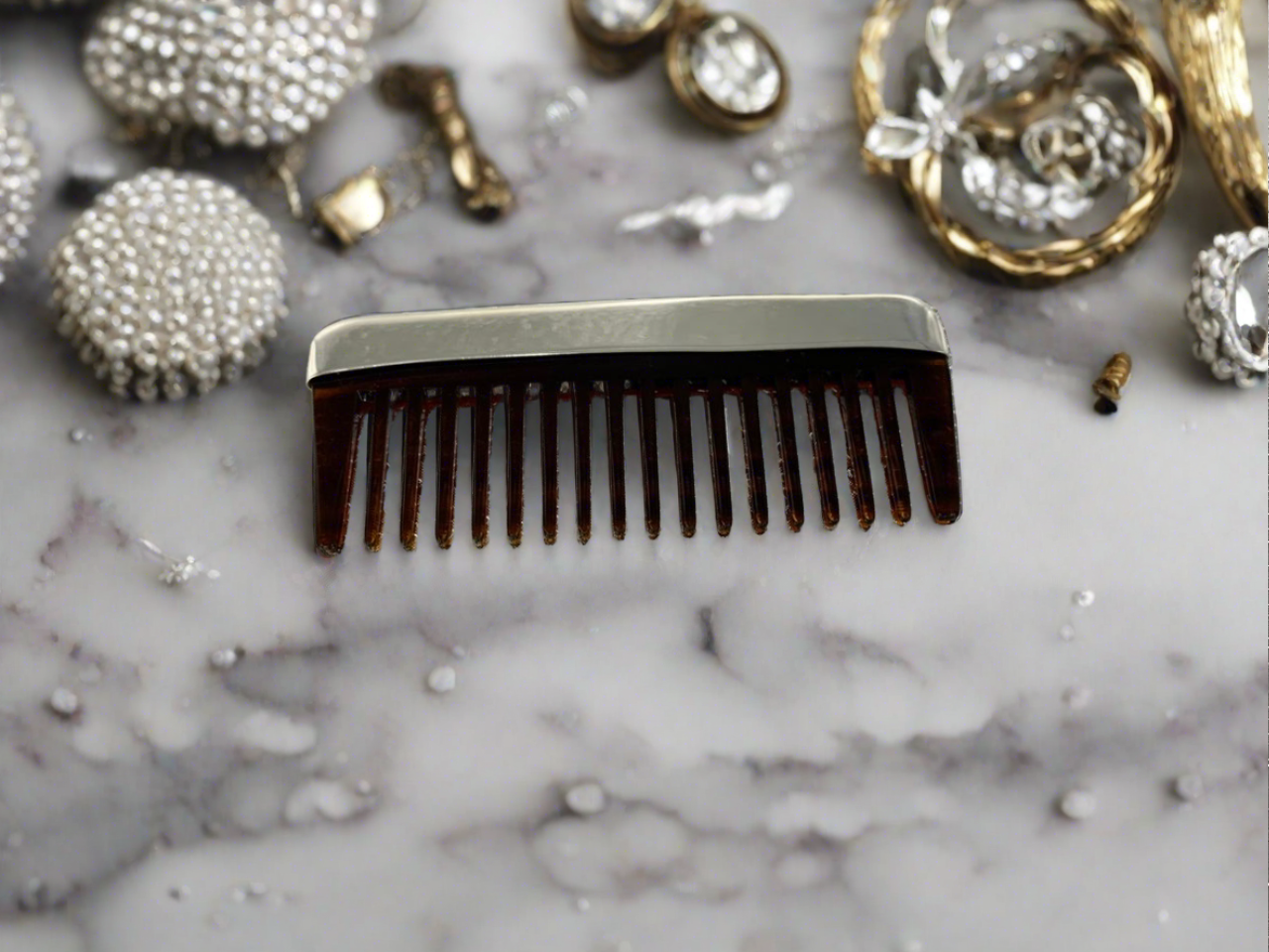 Comb with Cover