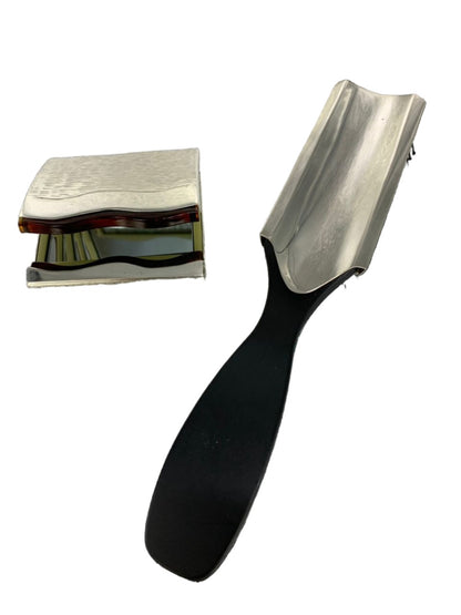 Hair Brush with cover